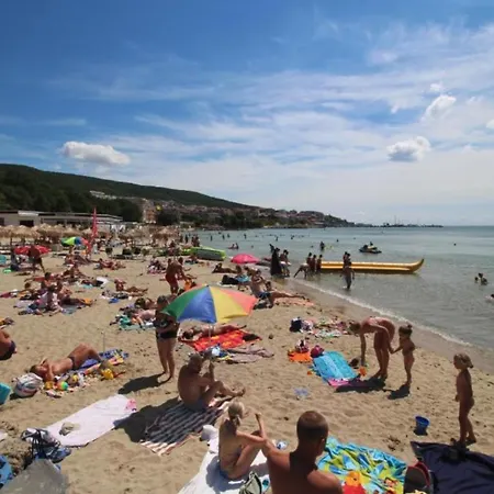 Royal Bay 6 Sea View Apartament *