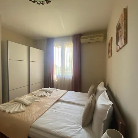 Apartament Royal Bay 6 Sea View *