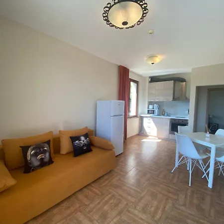 Royal Bay 6 Sea View Apartament