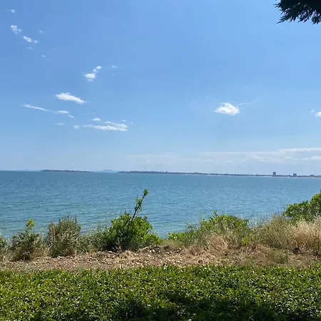 Royal Bay 6 Sea View Apartament Święty Włas