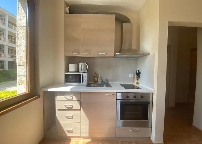 Royal Bay 6 Sea View 스베티 블라스