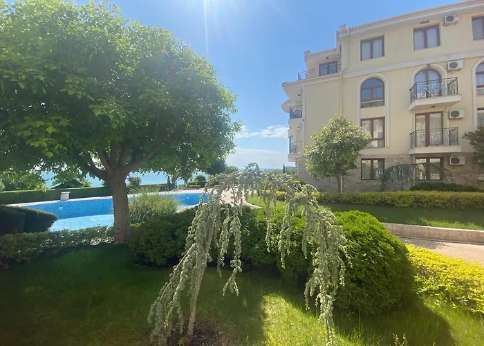 Royal Bay 6 Sea View 아파트