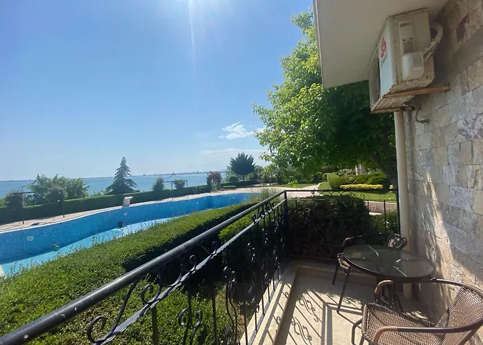 Royal Bay 6 Sea View 아파트 스베티 블라스