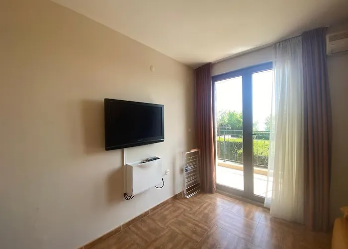 Royal Bay 6 Sea View 아파트 *