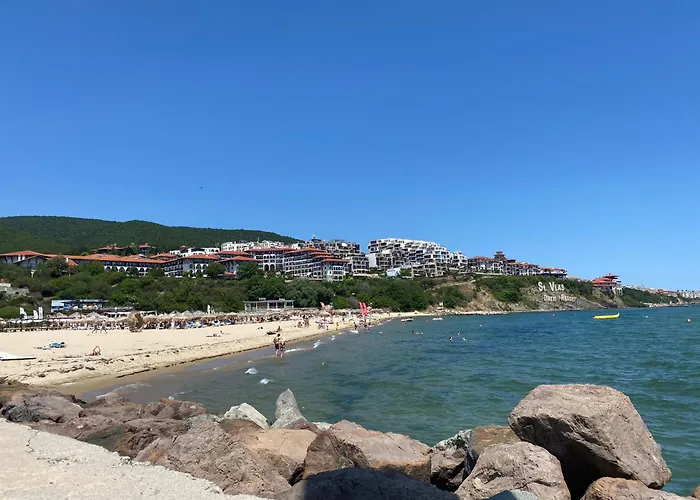 Royal Bay 6 Sea View * 스베티 블라스